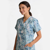 Women's V-Neck Scrub Light Ocean Breeze